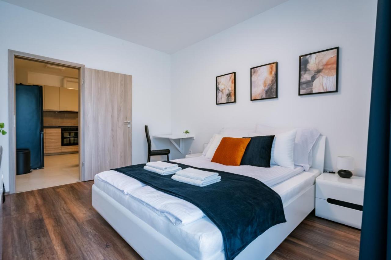 Fox Premium Apartment & Free Private Parking Budapest Exterior foto