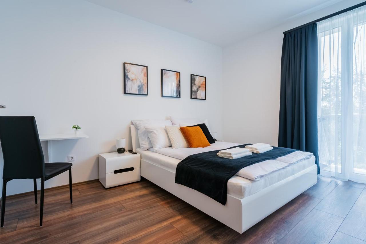 Fox Premium Apartment & Free Private Parking Budapest Exterior foto
